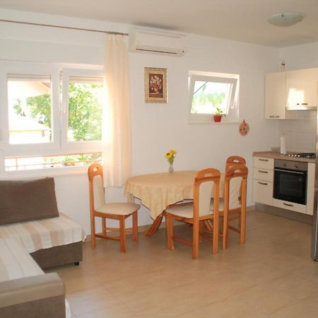 Adriatic Beach Suites Omiš Eksteriør billede