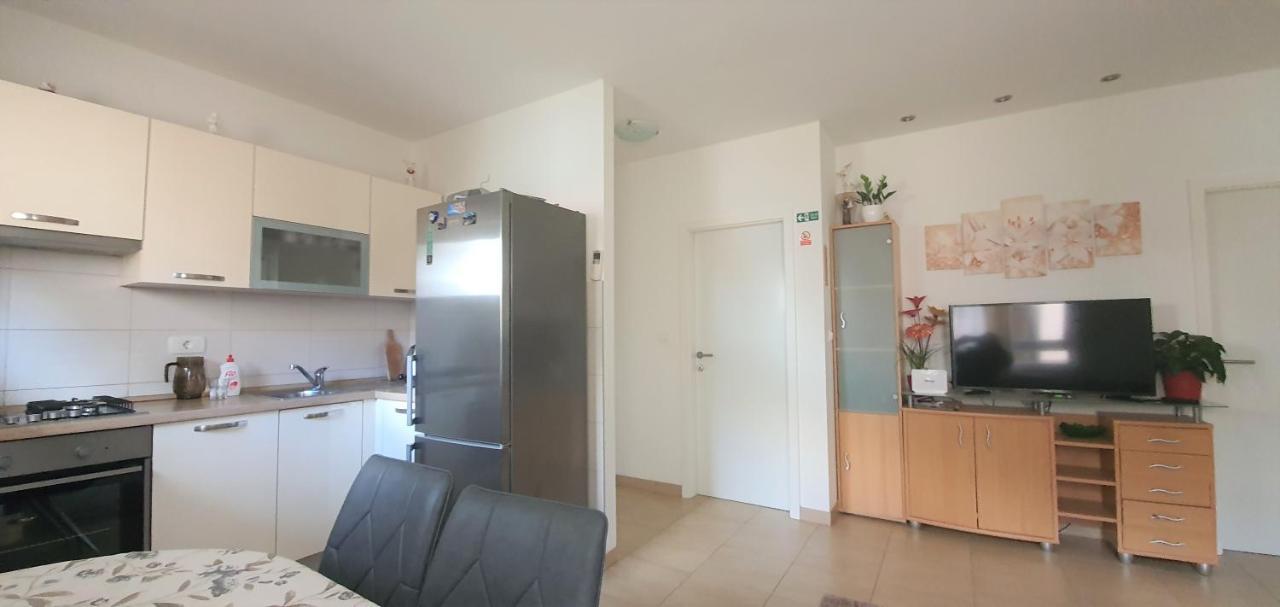 Adriatic Beach Suites Omiš Eksteriør billede