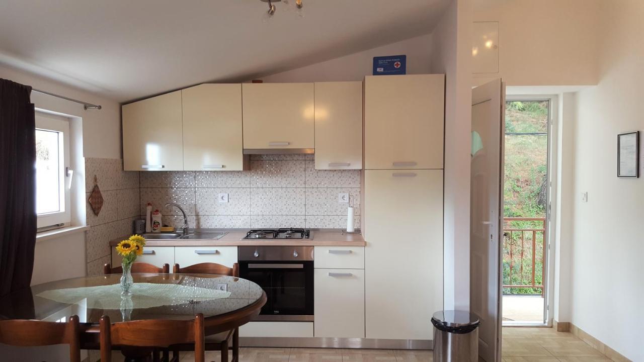 Adriatic Beach Suites Omiš Eksteriør billede