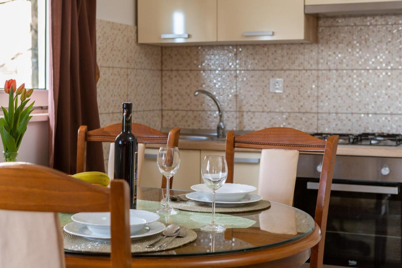 Adriatic Beach Suites Omiš Eksteriør billede