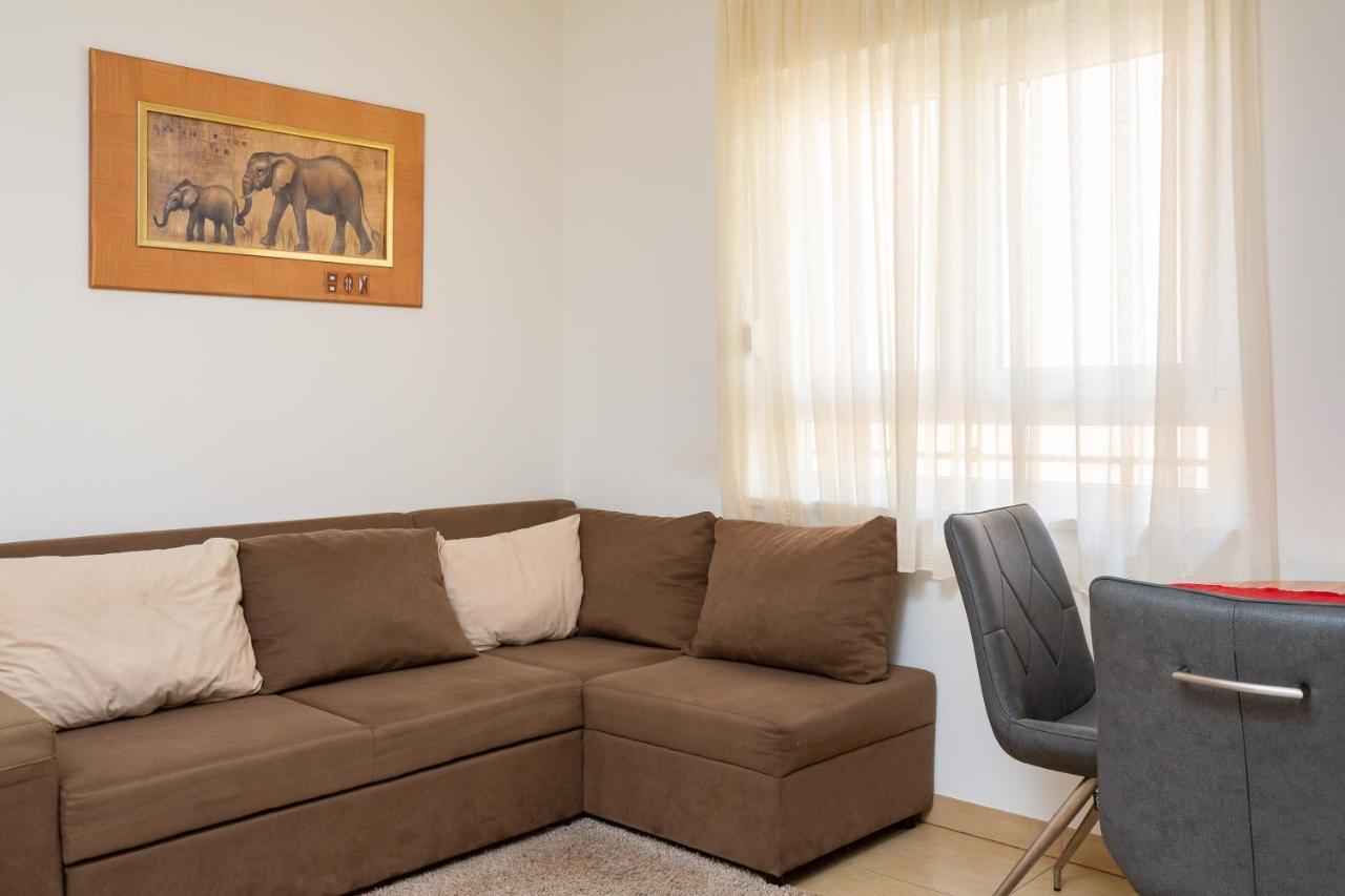 Adriatic Beach Suites Omiš Eksteriør billede