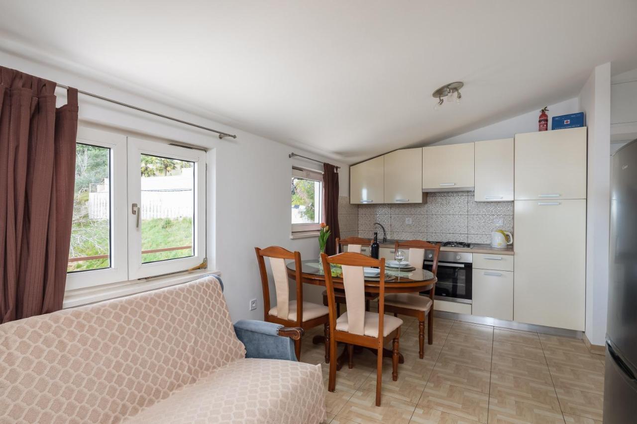 Adriatic Beach Suites Omiš Eksteriør billede