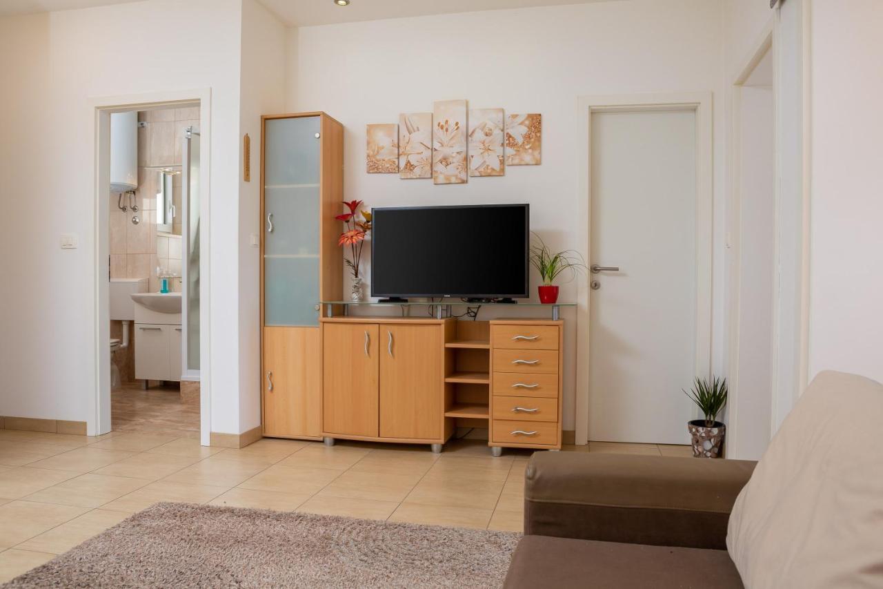 Adriatic Beach Suites Omiš Eksteriør billede