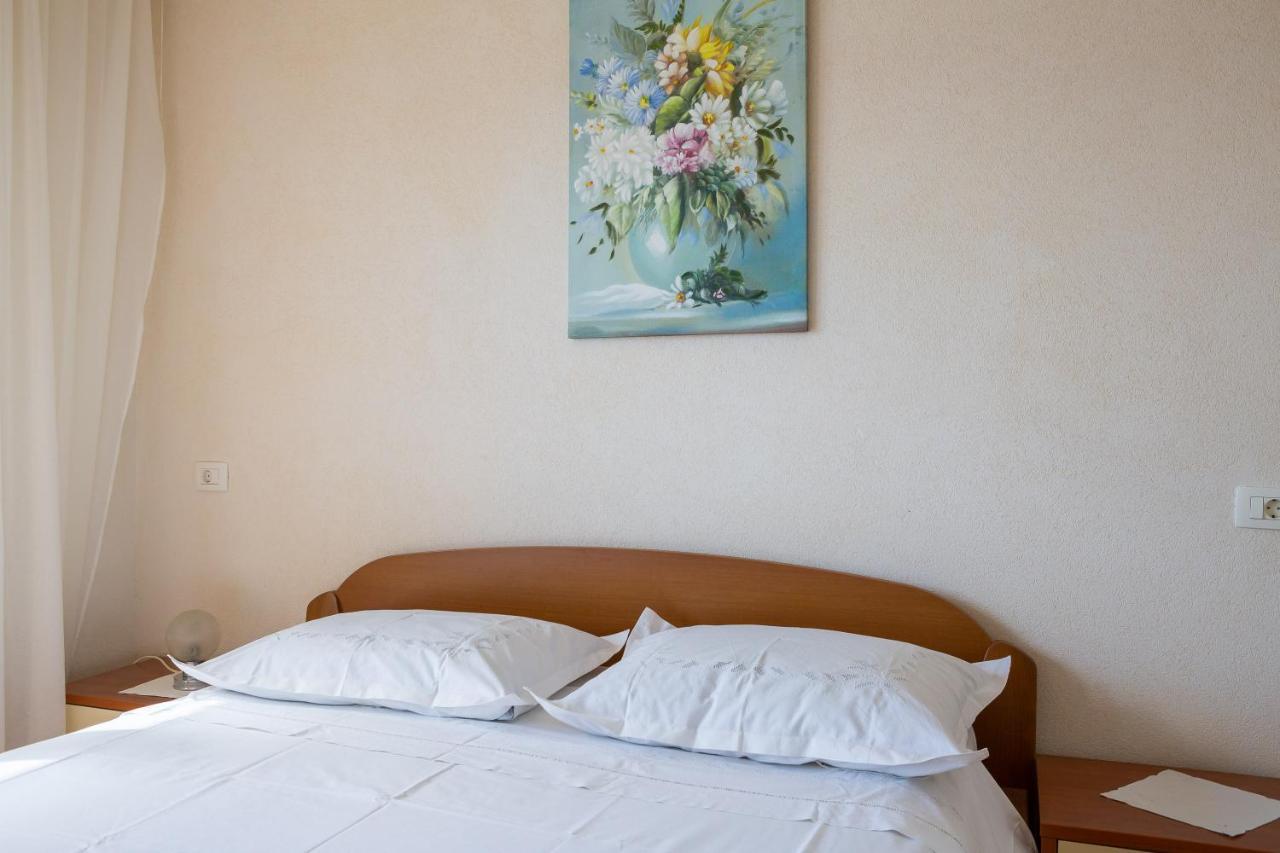 Adriatic Beach Suites Omiš Eksteriør billede